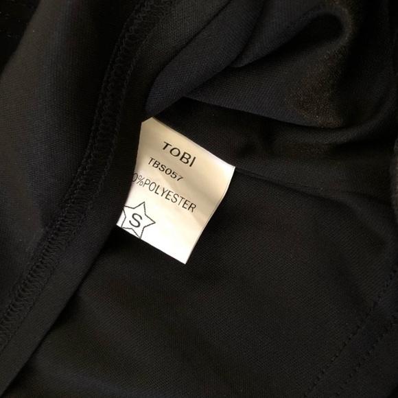 TOBI Mini Skirt Scallop Hem - Picture 5 of 5